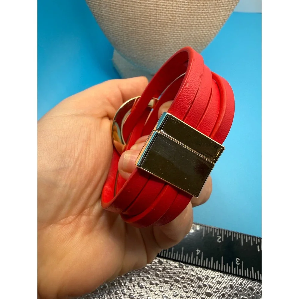 N/A vibrant red